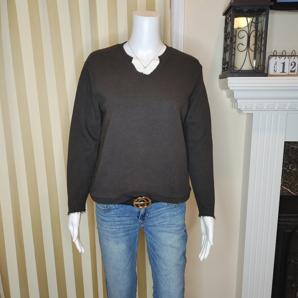CHRISTINA LEHR VNECK RAW SLEEVE SWEATSHIRT, GRAYISH BLACK 1 (S)